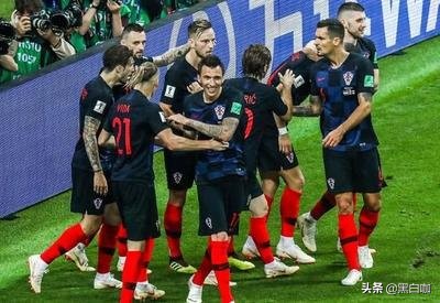 2014世界杯各小組出線形勢（新世紀以來，在世界杯死亡之組三戰全勝的四支球隊）