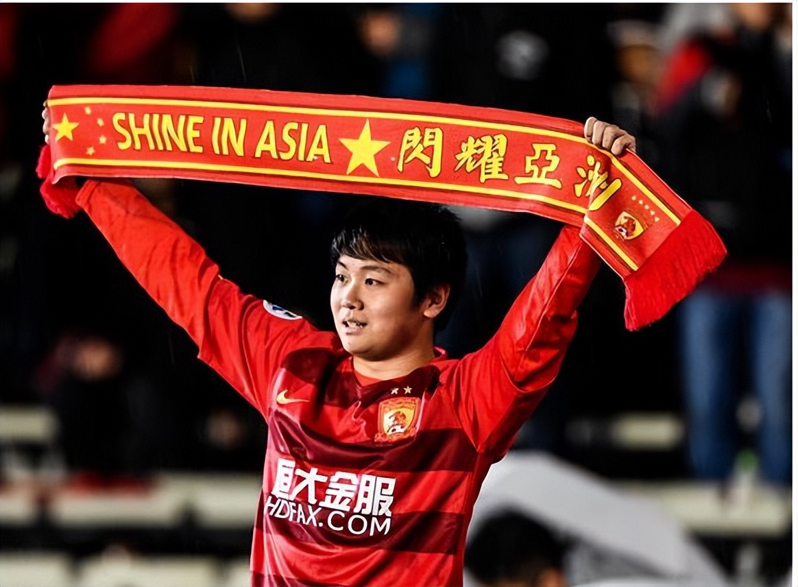 广州恒大外援最新消息（广州恒大采纳了我的建议，用正版球衣与波尔图交换外援）-华海博客