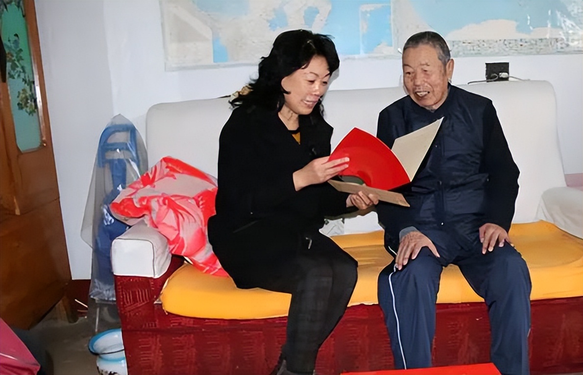 公务员中相对“轻松”的岗位，老干部局很吃香，榜首当之无愧