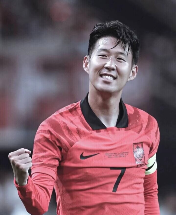 世界杯足球比賽直播日本對波蘭（12-5世界杯第15天淘汰賽：日本VS克羅地亞、巴西VS韓國（含比分））