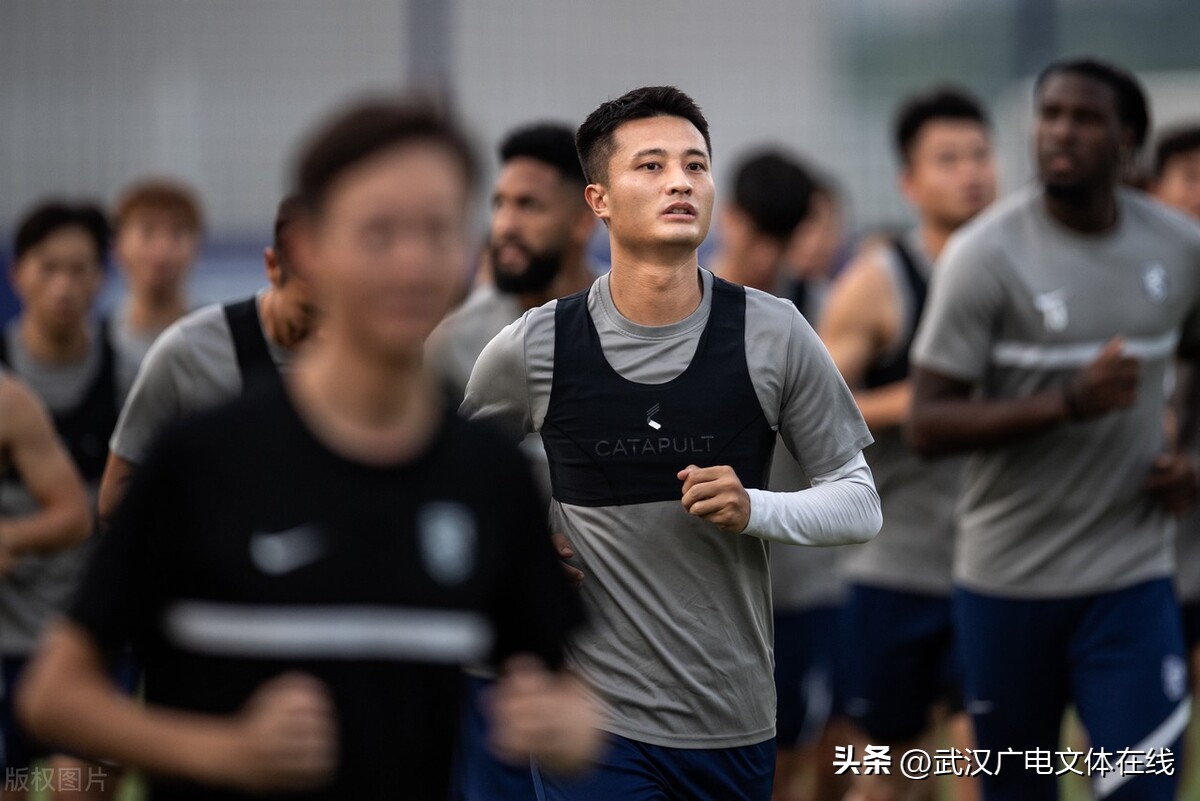 中超第二轮武汉队什么时候开始（中超第二阶段本周开战 武汉三镇球迷开放日真热闹）