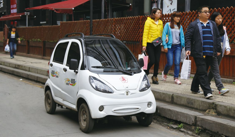 老年代步车能上路吗？哪些地方上牌的标准放宽了？一起来了解一下
