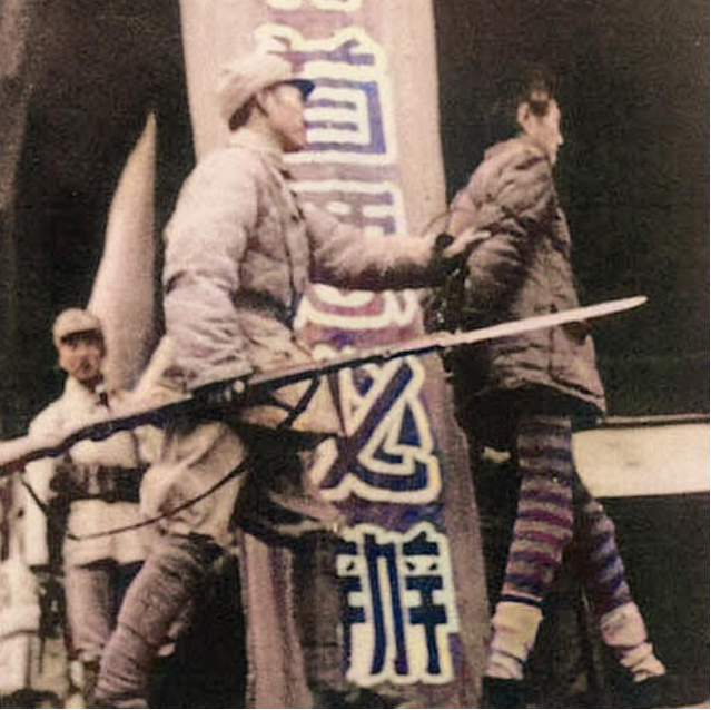 1955年，一死刑犯在枪决前表现异常，检察员感觉不对劲：枪下留人