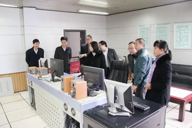 2017年，安徽一女会计贪污1158万，给男主播刷百万“钻石”