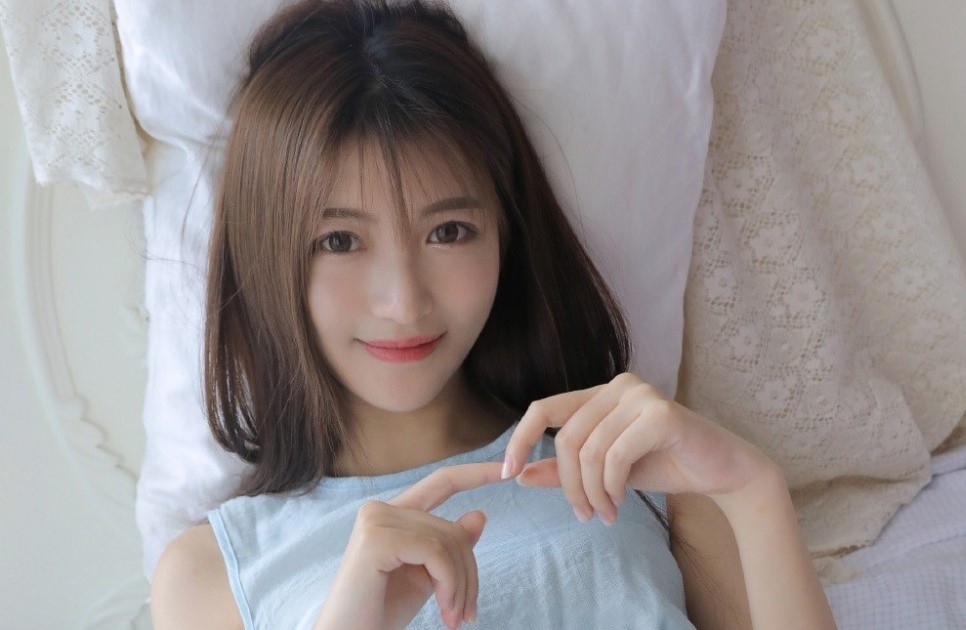 加了女生微信，这样和她聊天，轻松泡到她