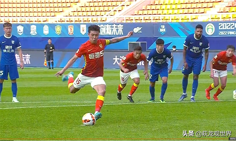 哪里有专业看足球直播的（CCTV5直播泰山VS广州城！CCTV5+直播榜首大战武汉三镇VS上海申花）