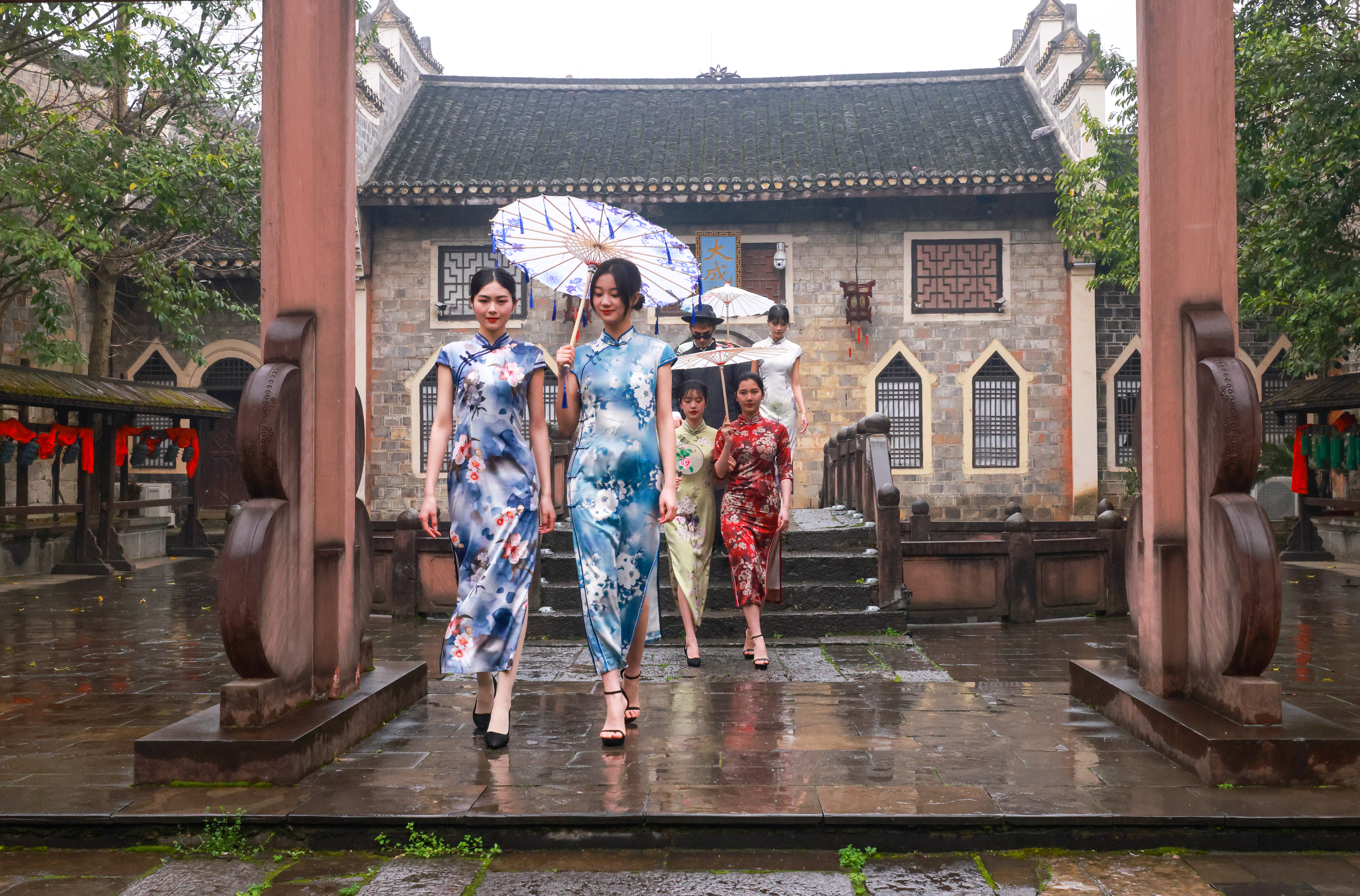 吉首文旅大手笔，世姐超模“文旅推荐团”吉首景区巡拍首秀收官
