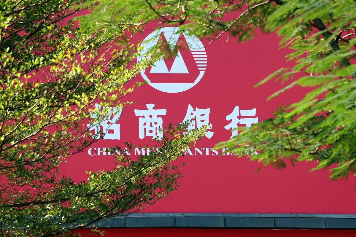 国内个人存款超过100万的人多么？