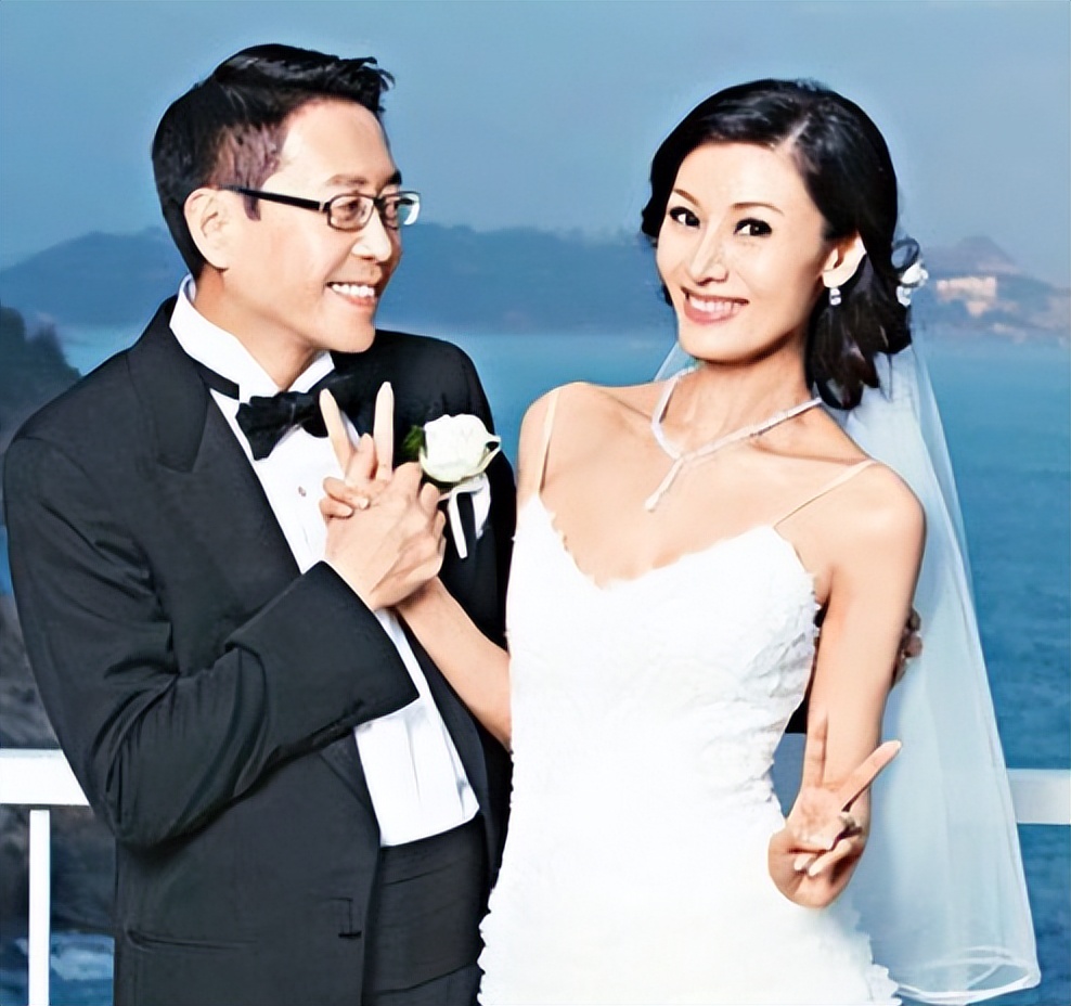 黎明：唱不过张学友，跳不过郭富城，碌碌无为的他凭啥被称为天王