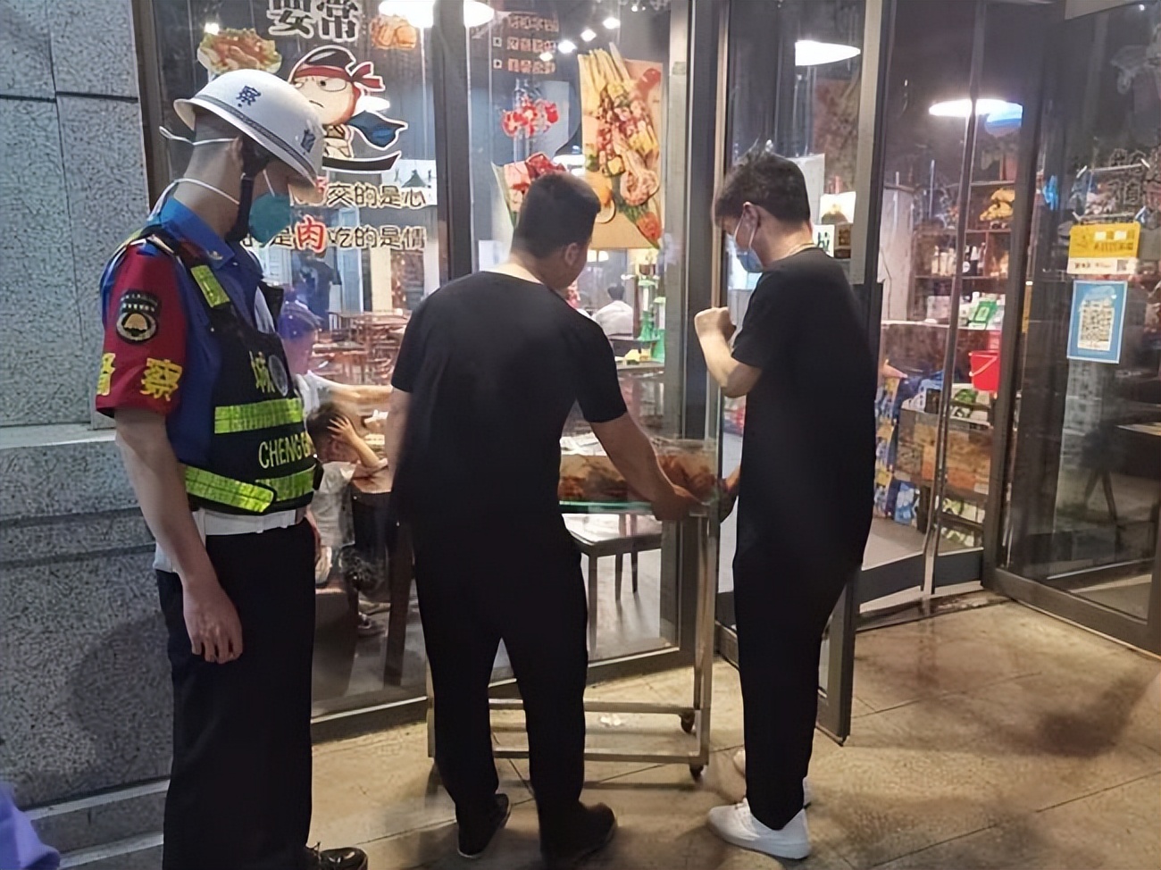 ǿ����չ������������ ��ʵ�ƽ�������ò����