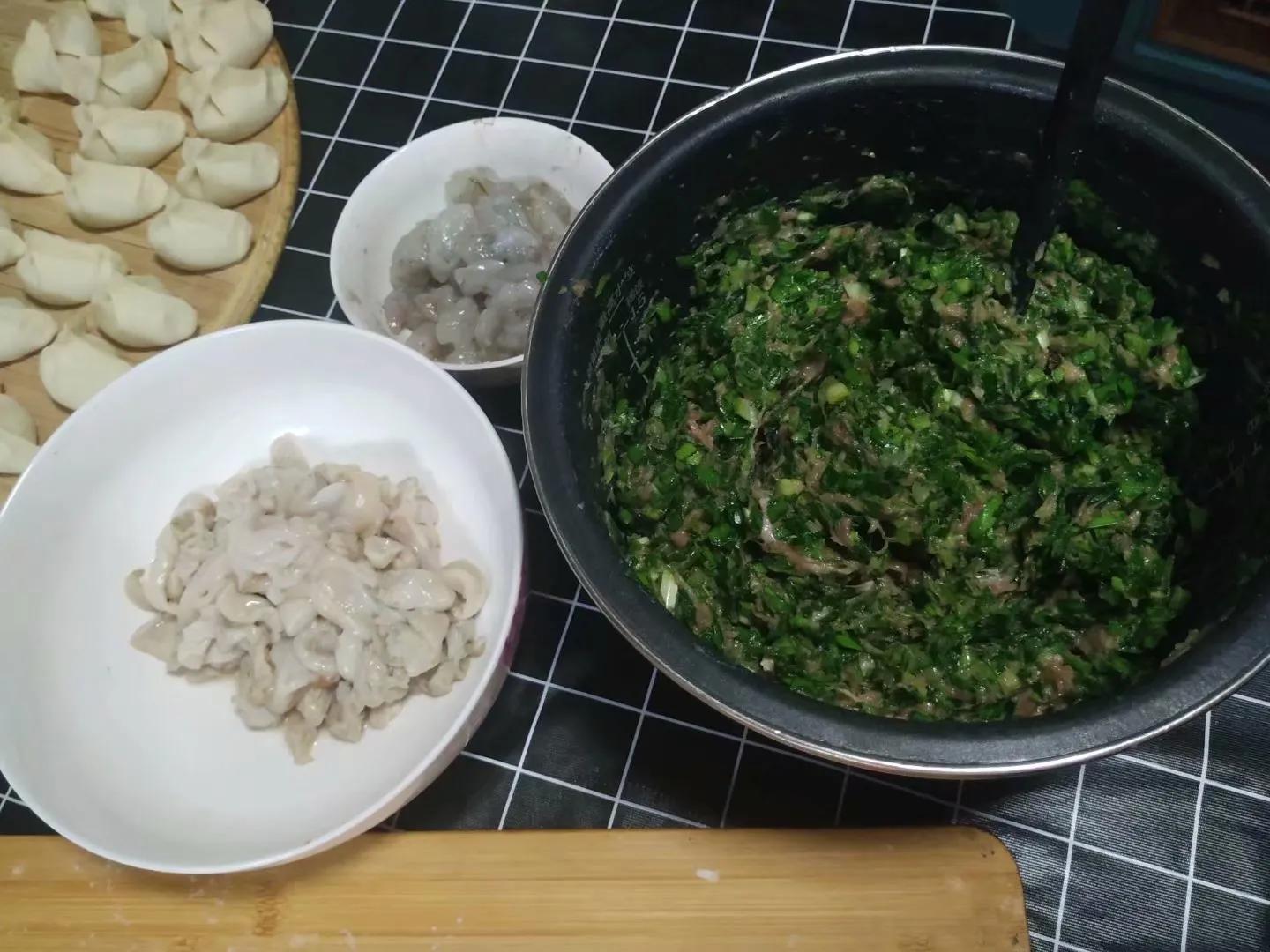 90年代年夜饭比现在还好？老人：食材丰富、年味足，现在比不了