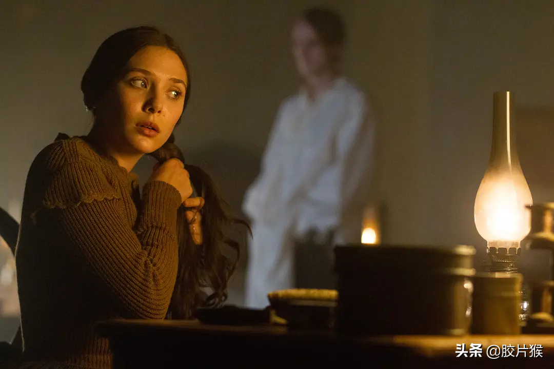 “绯红女巫”伊丽莎白奥尔森的魅力，可不止暴打奇异博士和光照会