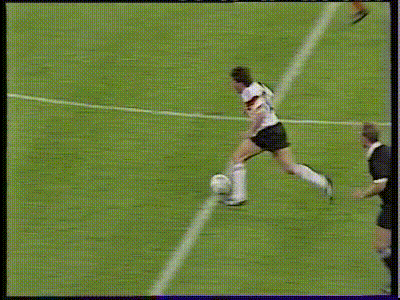 1990年德国世界杯阵容（世界杯小历史，1990年世界杯D组篇，三驾马车开启征途，前南亮相）