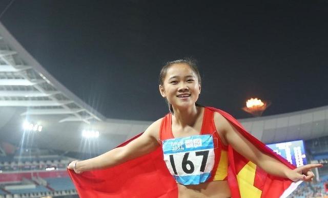 女子田径世界杯100米(喜讯！梁小静11秒18夺得百米季军，中国速度闪耀世界赛场)