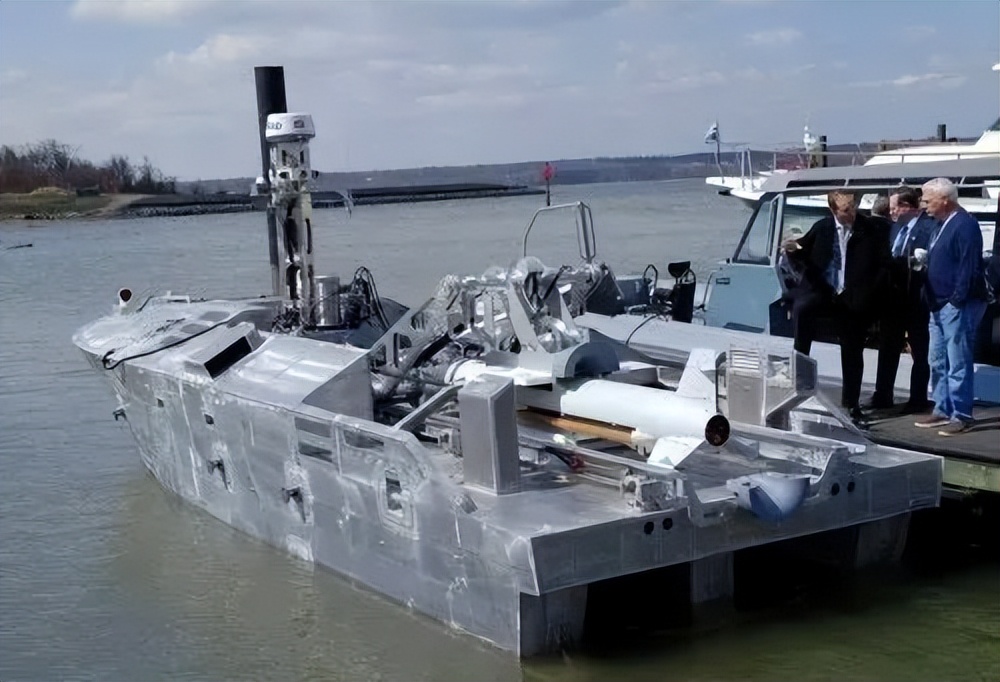 无人舰队：中国和美国并跑了