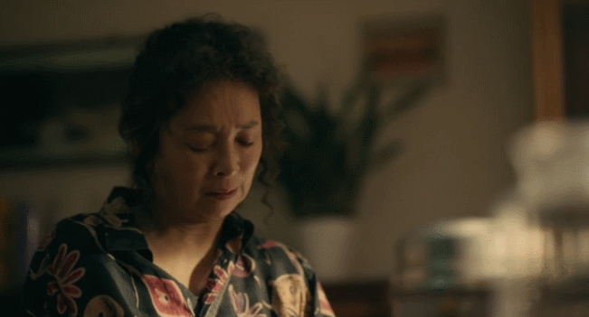 老戏骨火出圈，李勤勤在《亲爱的小孩》中的表演，凭什么这么豪横