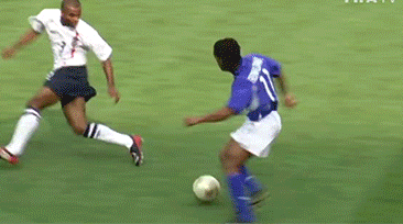 02世界杯中国巴西土耳其（世界杯的冠军01：2002年的巴西队）