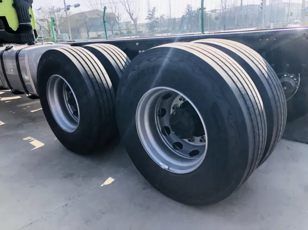 45万买560马力一汽解放J7载货车！拉绿通、活禽运输能回本吗？