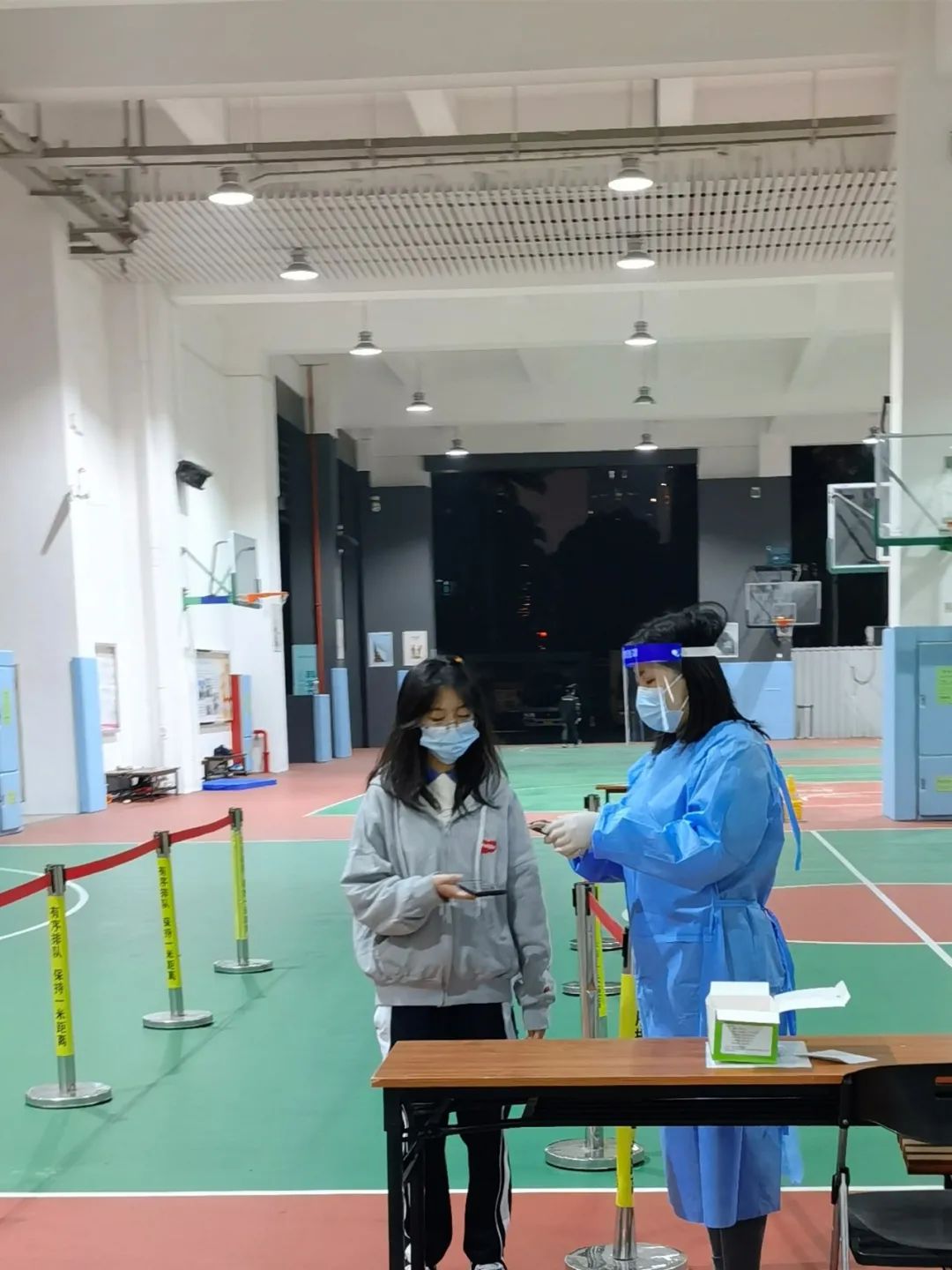 深圳第二实验学校｜师生封闭管理，头发长了咋办？