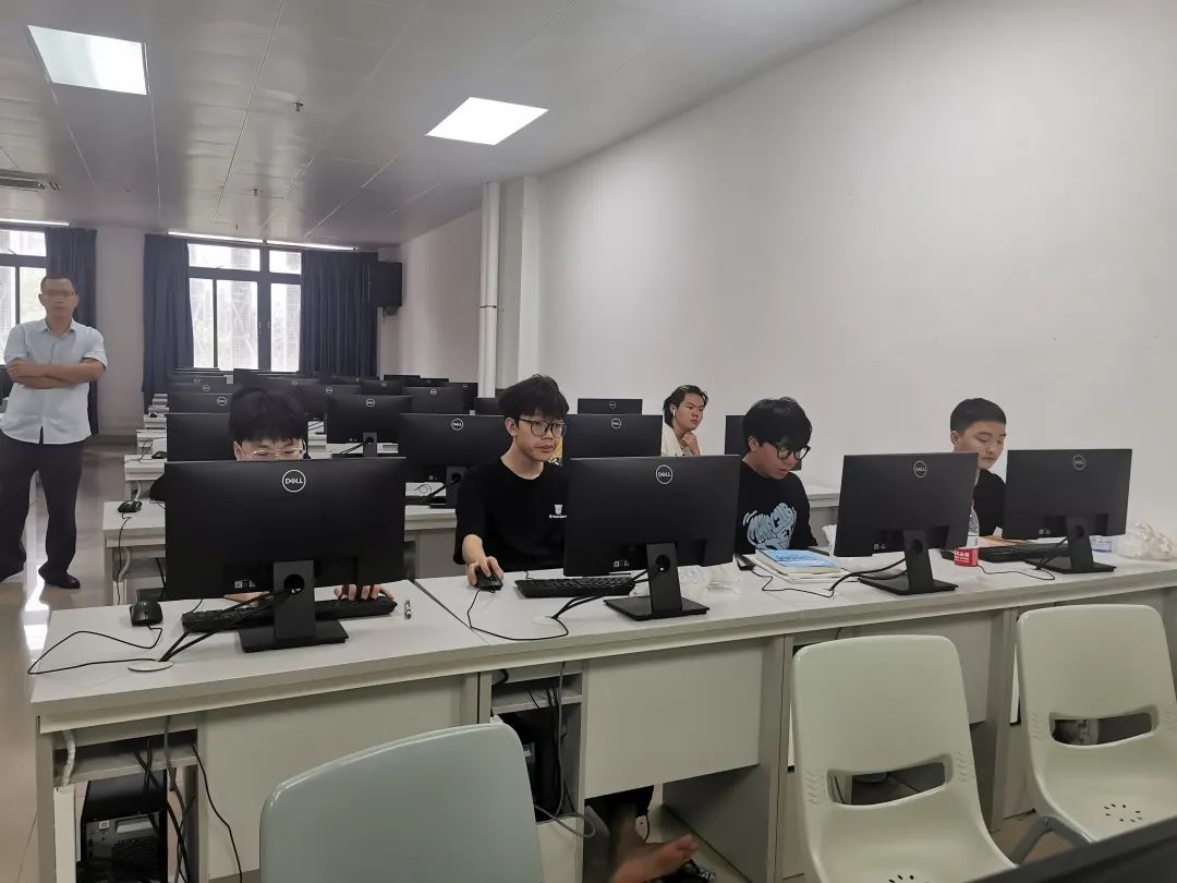 珠海科技学院继续教育学院 | 美好的校园生活等你来开启