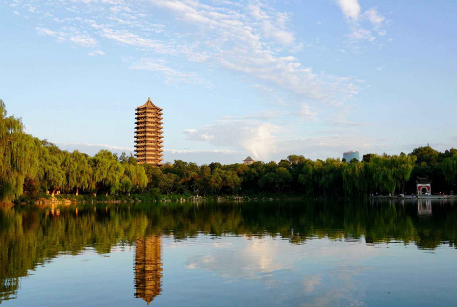 2022年全国各高校“考研”报名人数排行，郑大一骑绝尘，雄踞第一