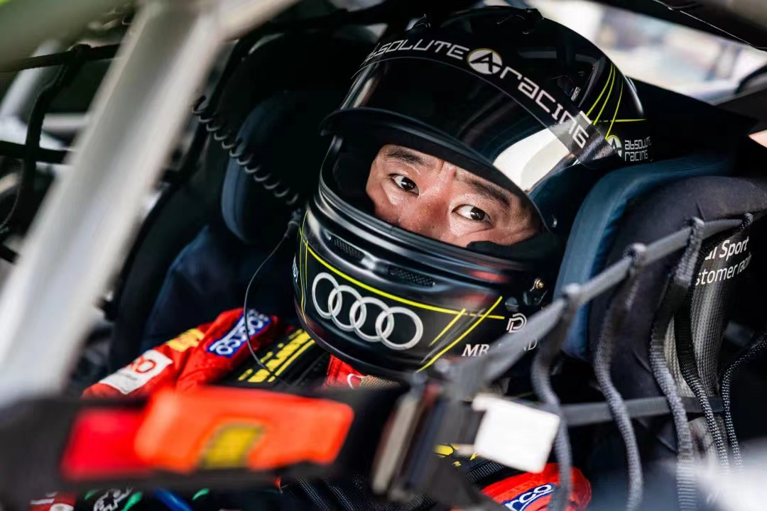 现实版“秋名山之战”：赛车青训、疯狂烧钱与极限竞技