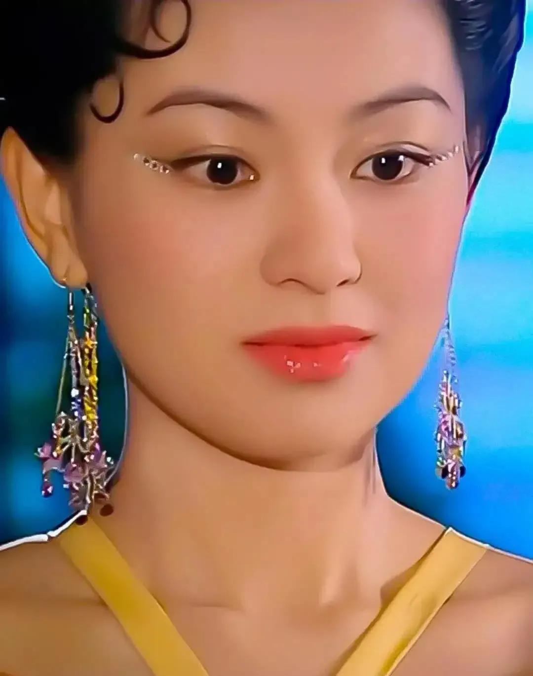 清纯小白兔+暗黑霸王花，又甜又盐坏起来带感的女演员盘点