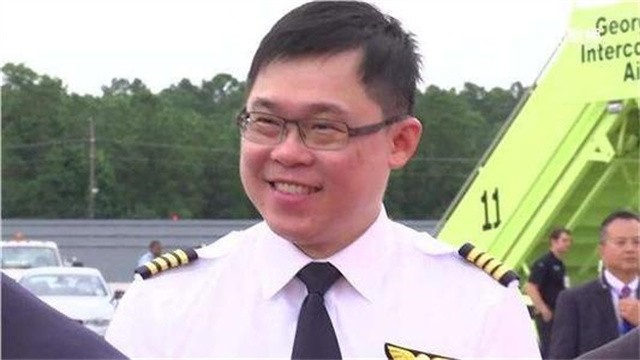 “海上皇帝”私生子：继承4000亿台币遗产，曾因空姐损失20亿台币