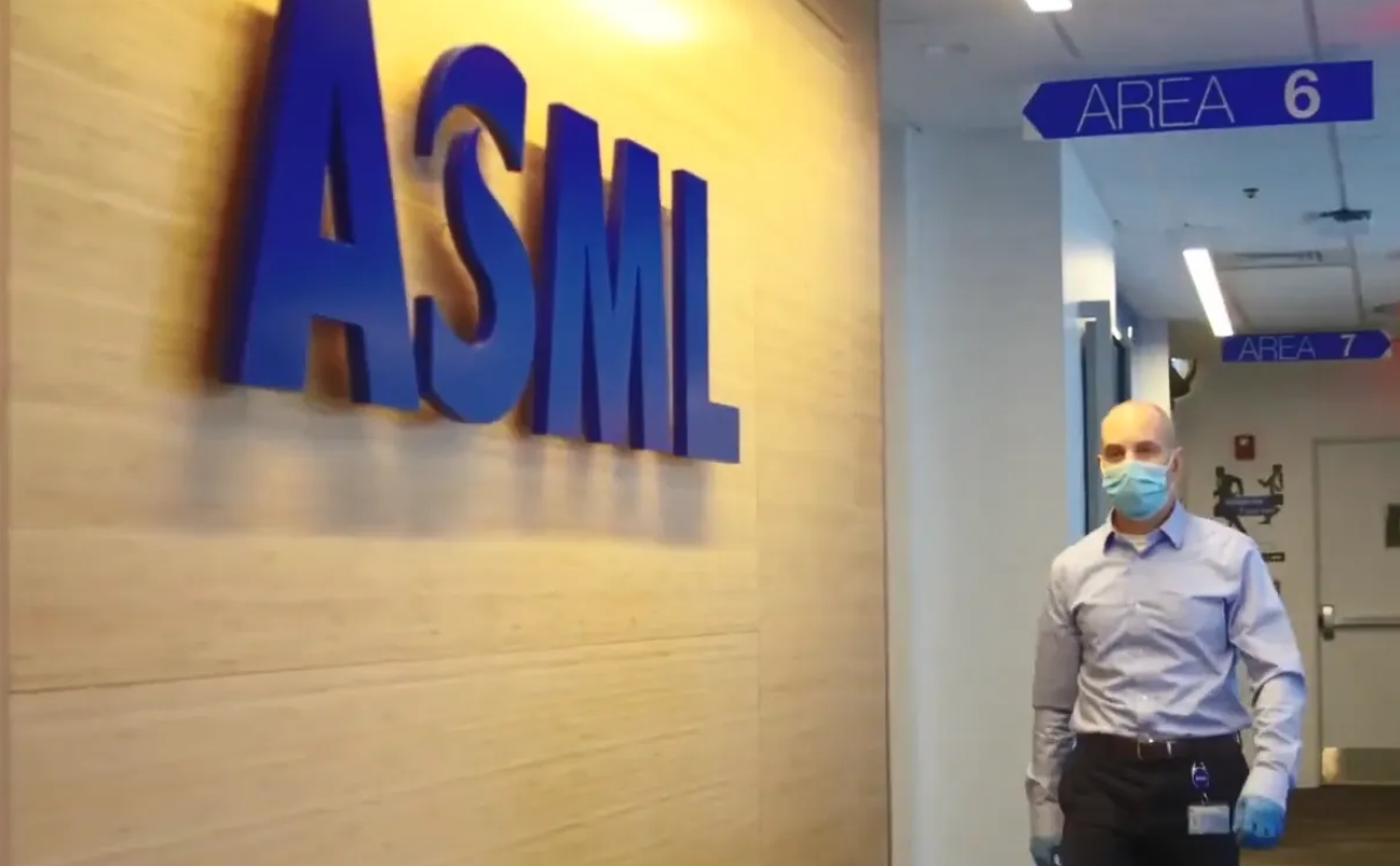 ASML官宣了对中国市场的新决定，外媒：这明显是在“恶心人”