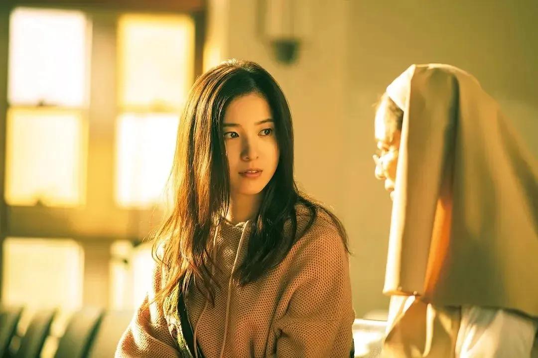大姑姐结婚我送千元礼，家庭和谐新典范