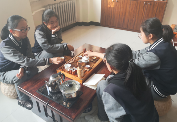 哈尔滨4所中学，列为清华大学生源地，网友：不能像桃某中学吧？