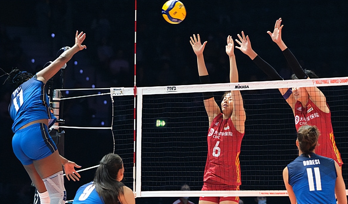 足球中国对意大利(无缘四强!