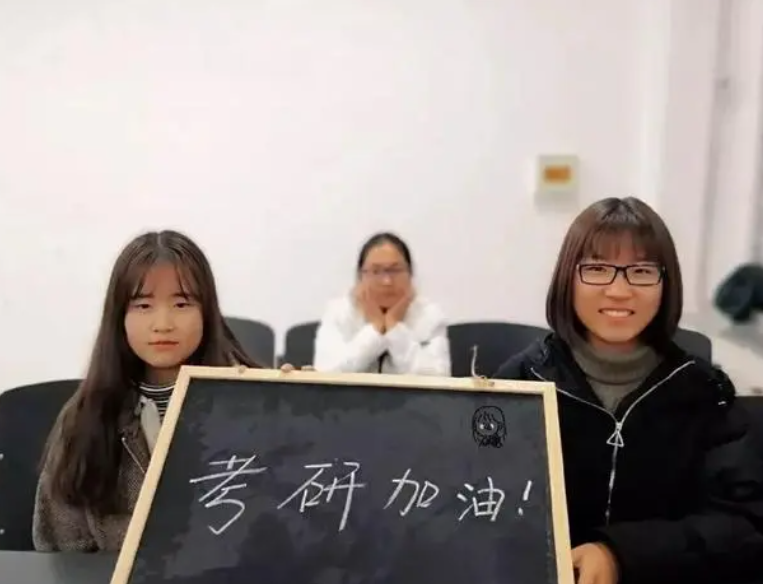 研究生迎来“新调整”，多所高校学费上涨，吓退不少寒门学子