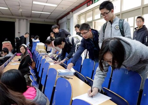 国内收入较高的8大国企，薪资待遇佳还能帮职工落户，赶超公务员
