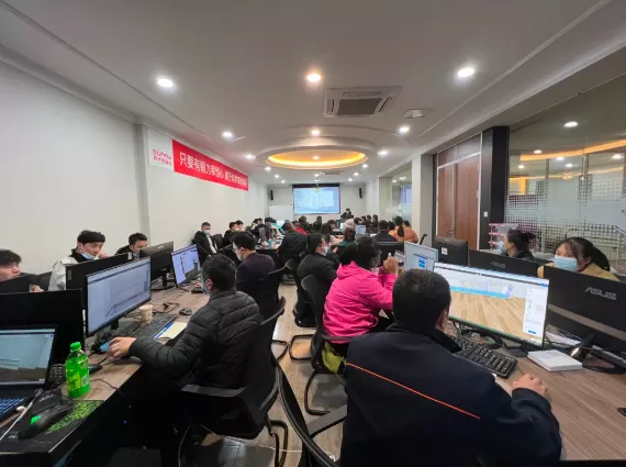 屹立业界30年，这家企业稳步发展的诀窍是什么？