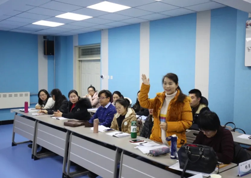 铁饭碗迎“好消息”，教师或要迎接周中假，上下班时间也有变化