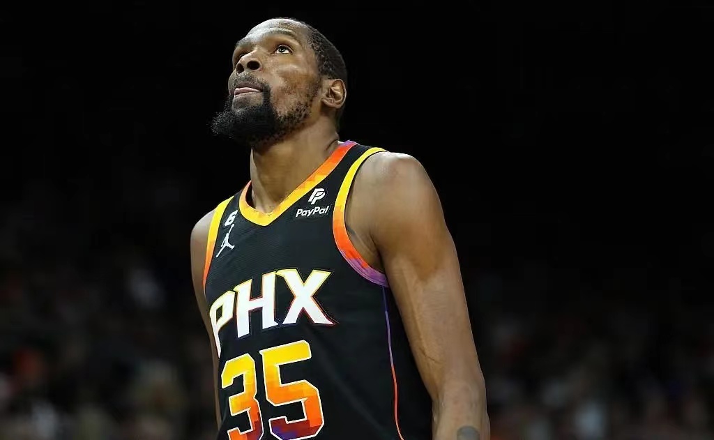 nba哪些巨星搞过退役巡演（现役能拥有退役巡演的6人：詹皇领衔三人板上钉钉，4位MVP上榜！）