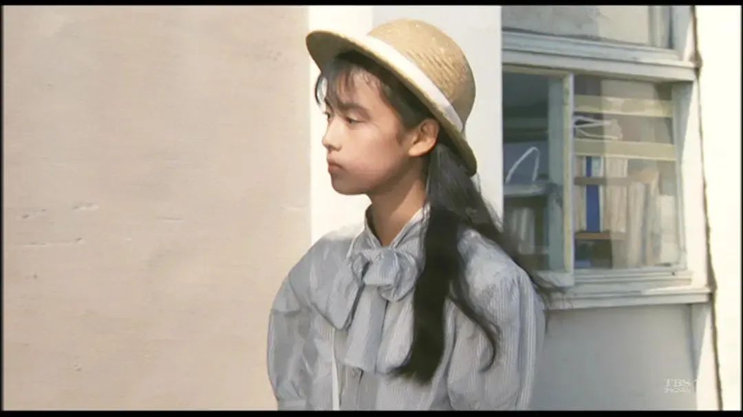 日本国民美少女始祖，曾和成龙一起主演电影！无数粉丝求她复出…