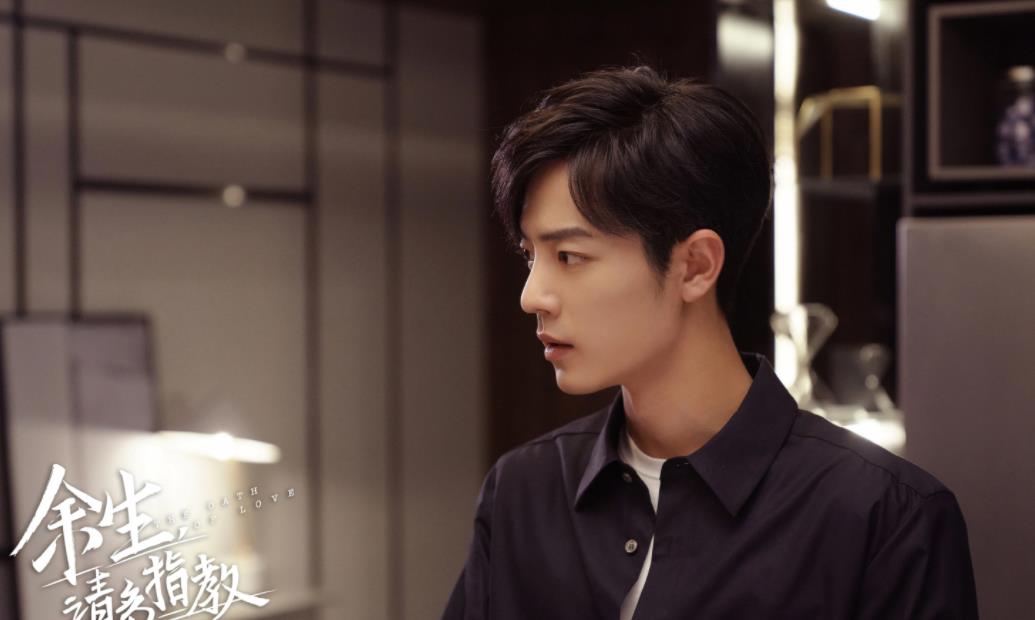 2022年鹅厂的4部爆款剧，肖战、陈晓、张若昀，哪部是你熬夜追的