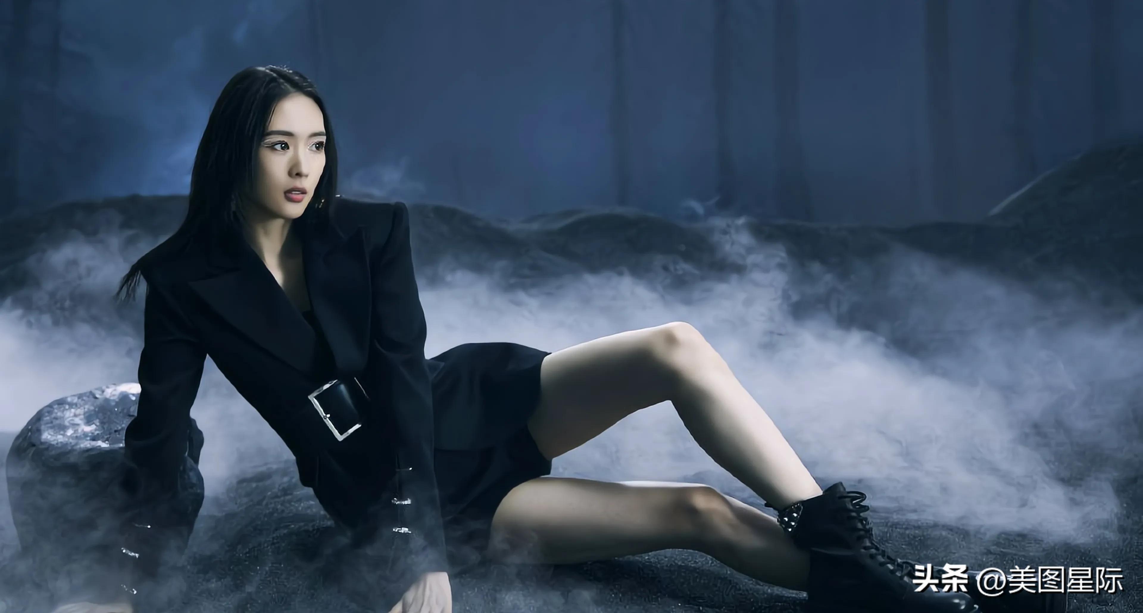 明星惊艳美图系列7.本期主角-童瑶.