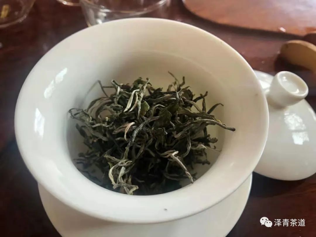 评价茶叶的专业术语(教你喝茶的100个专业术语)