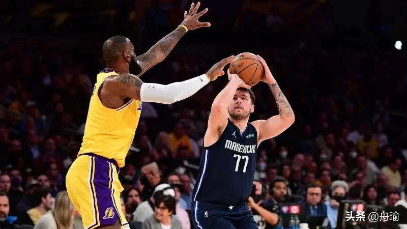 采访nba的媒体有哪些(NBA早报：美媒对比杜库数据，绿军又使盘外招，G4裁判报告出炉)