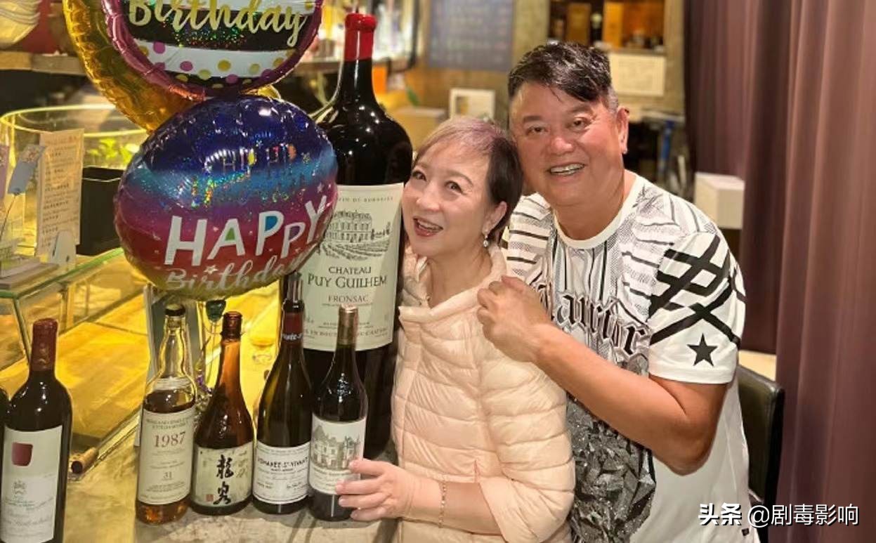 不输周星驰的喜剧天才，72岁无儿无女，上亿家产无人继承