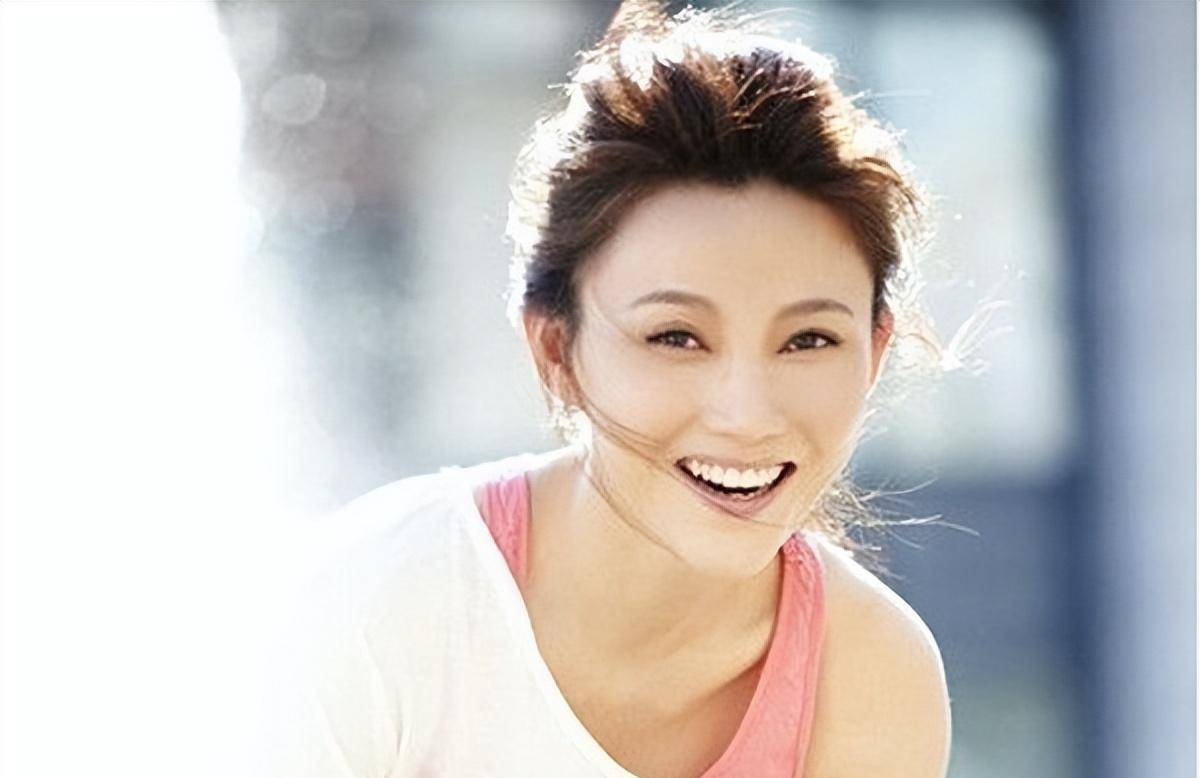 演员聂鑫因车祸高位截瘫,剧组拖薪拒付医疗费,坚持一年半后离世