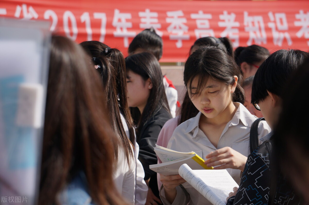 春季高考考什么（春季高考统一考试招生考试科目）