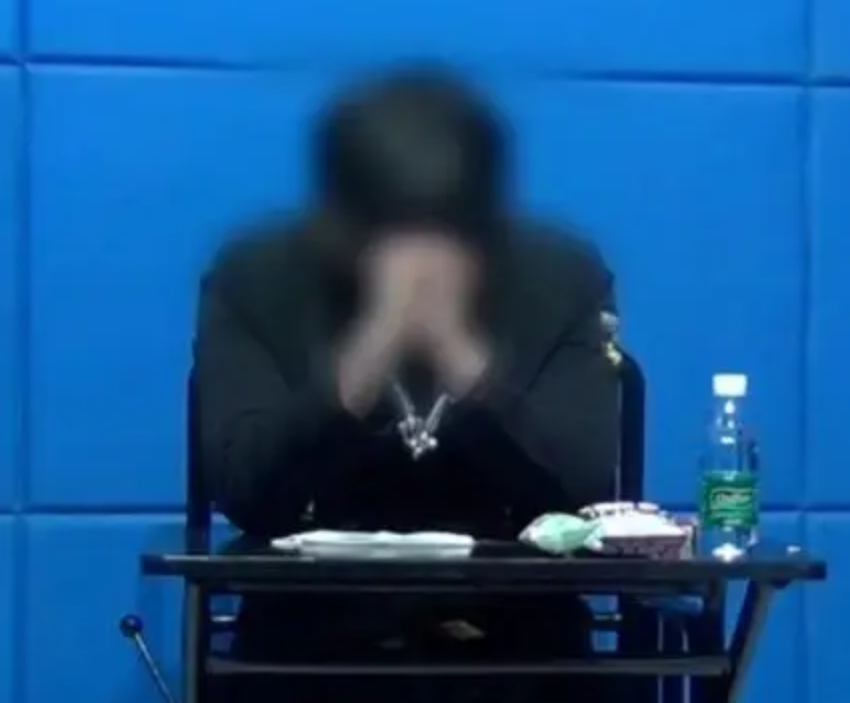 2020年，四川21岁小伙酒后手刃生父：母亲为其顶罪，邻居联名求情