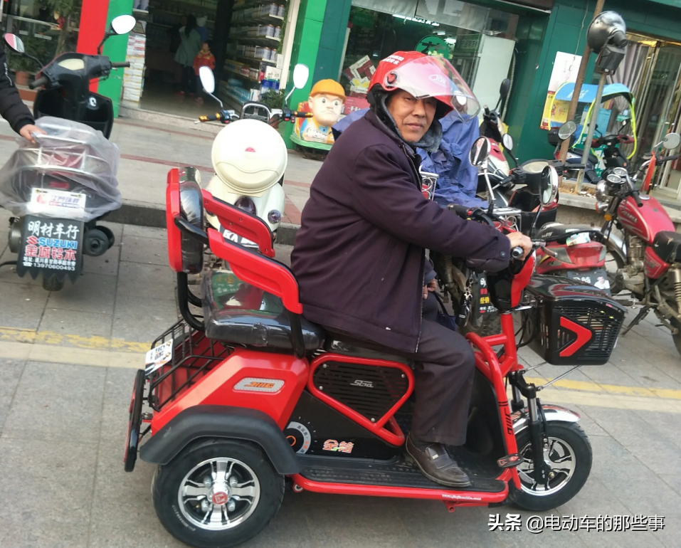 骑三轮电动车上路被罚款,车主手续齐全,为何不能骑?官方已回复