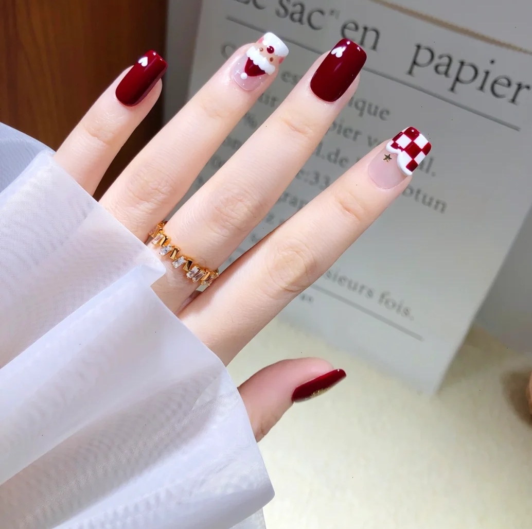 今年流行的圣诞风美甲,极具暖冬氛围感,哪种是你的"梦中情甲"
