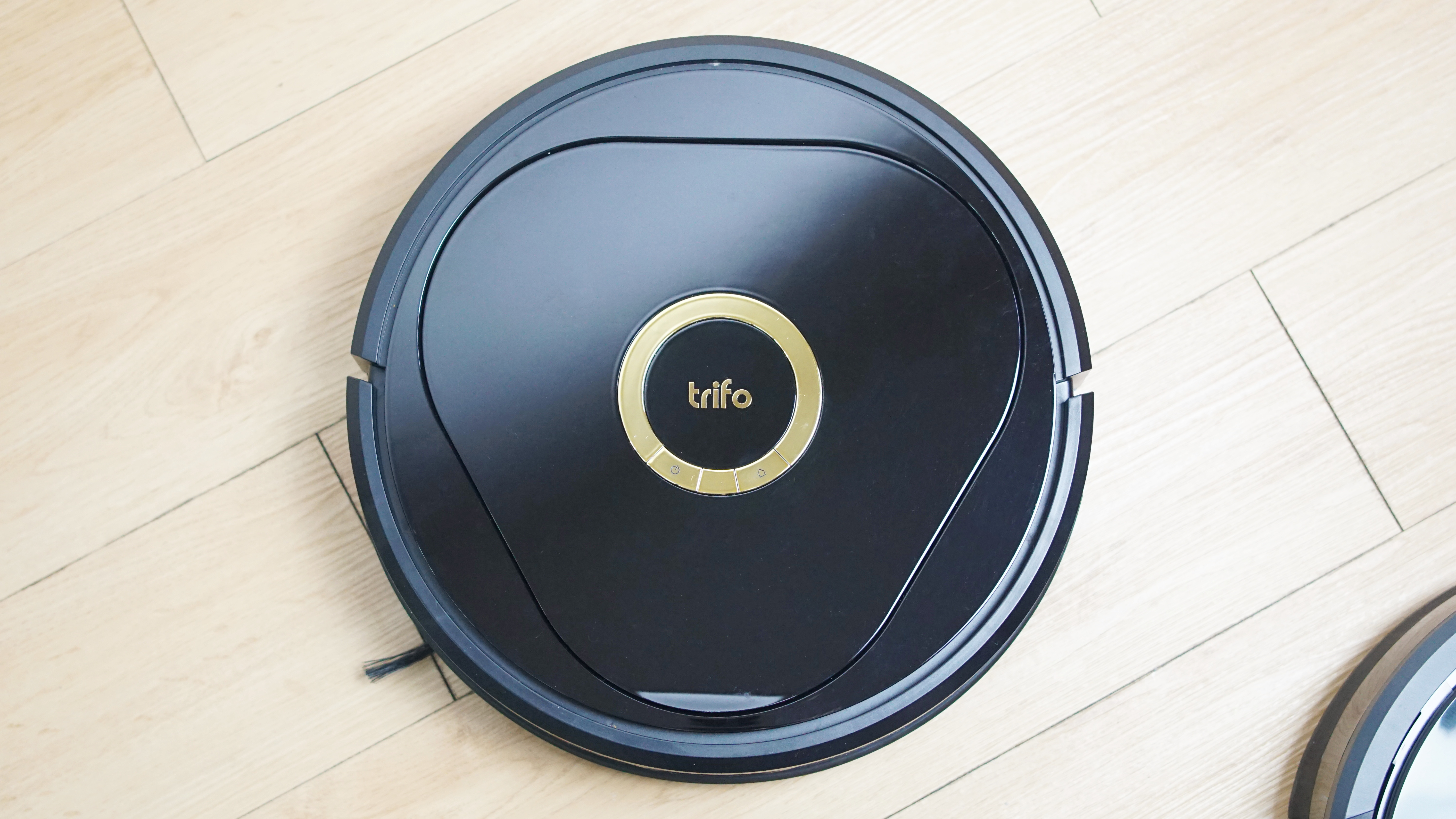 美系极客风扫地机PK谁更强？——实测Trifo Lucy对比iRobot roomba