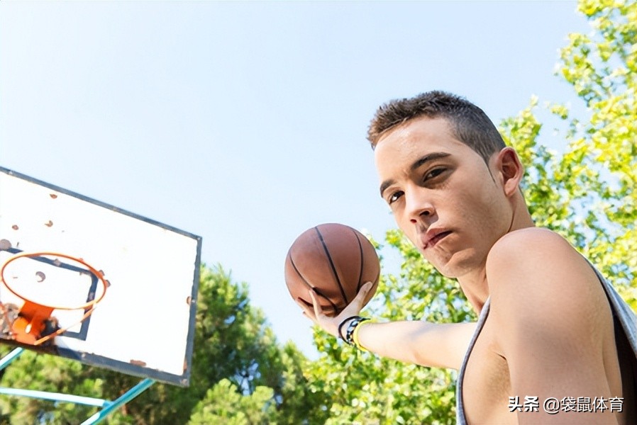 中国有多少人喜欢打篮球(你的篮球初心是什么？我相信这里有你喜欢打篮球的原因)